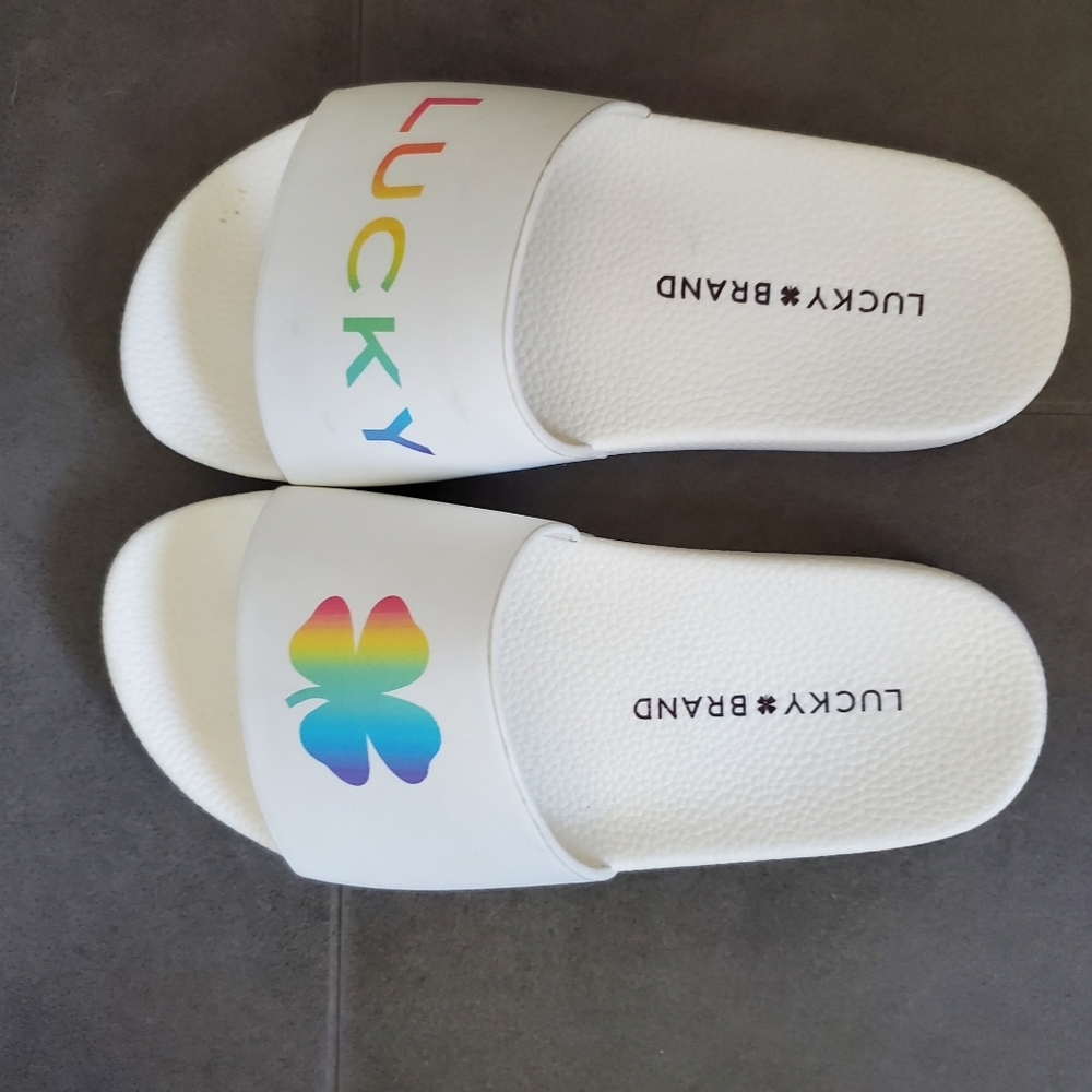 Lucky Brand Slides 6